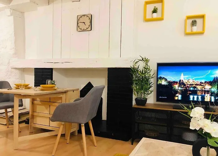 Centre Historique ! A 100m De La Cathedrale